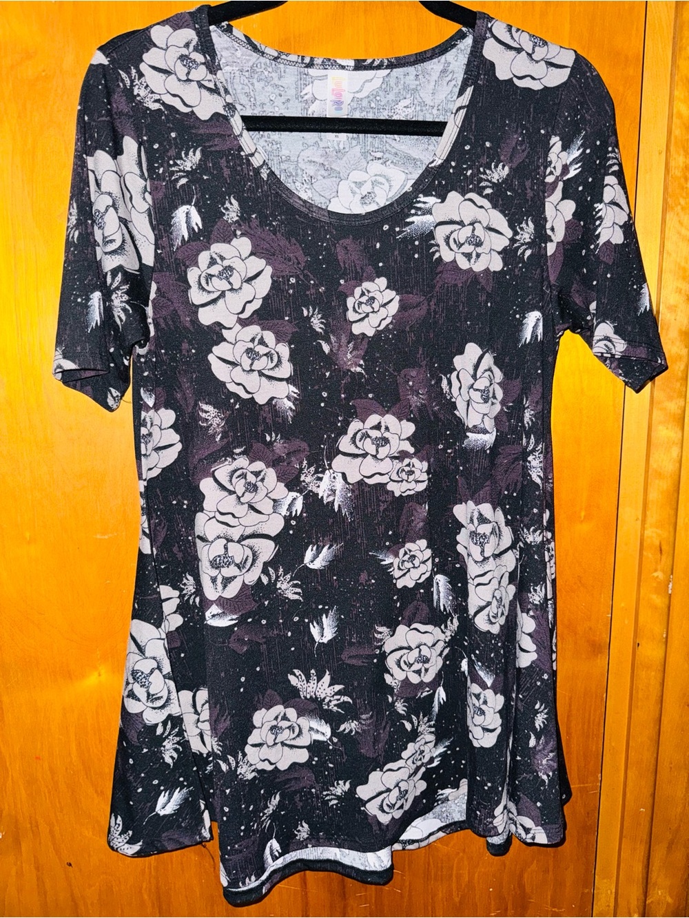 LuLaRoe Black and White Floral Scoop Neck Tunic